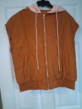 Quilted Hooded Zip Front Sleeveless Vest Jacket Rust & Light Pink Hood  Small